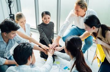 Relações de Trabalho: conheça os diferentes tipos e mantenha sua empresa em conformidade com a lei!