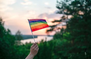 Orgulho LGBTQIA+: por que a pauta deve ser comemorada nas empresas?